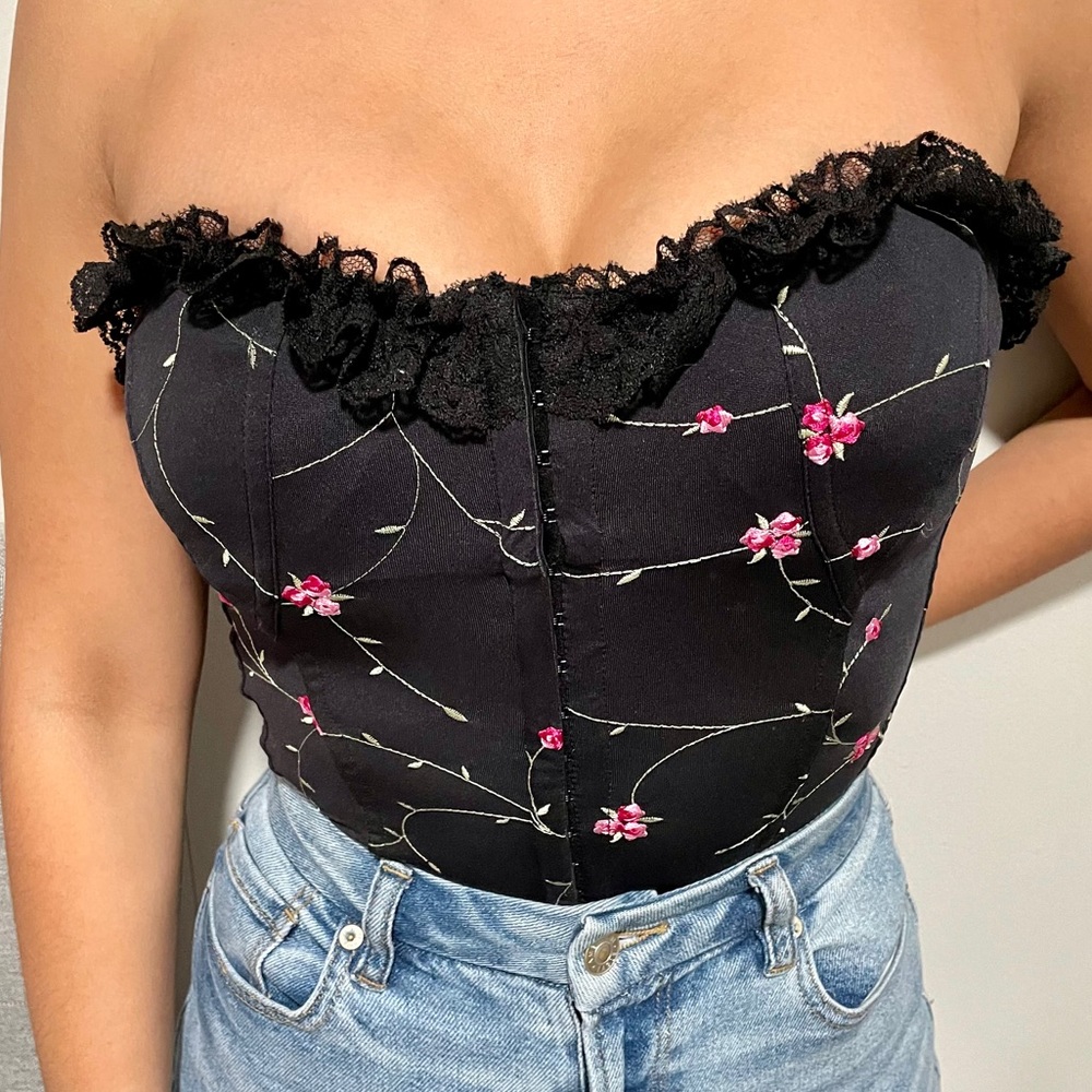 Victoria’s Secret floral corset 💗